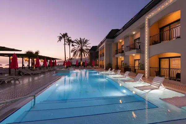 Saphir Resort &amp; Spa