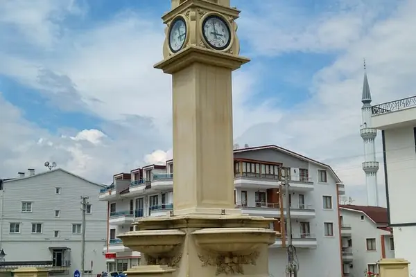 Başiskele Saat Kulesi