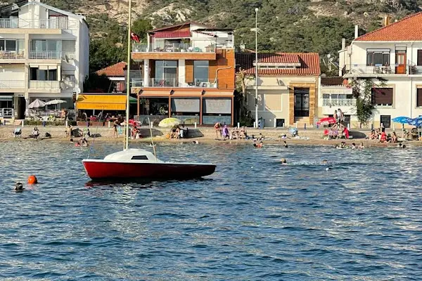 Foça Antik Otel