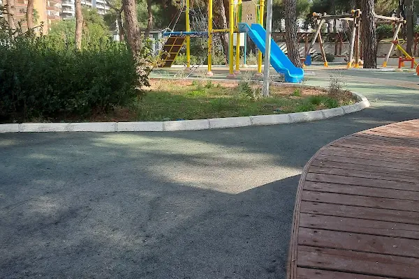 Balçova belediyesi adalet ve demokrasi parkı