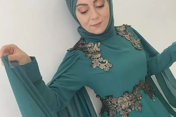 Buğlemsii makeup