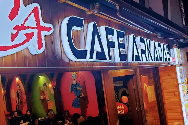 Arkadaş Cafe bazlama dunyasi