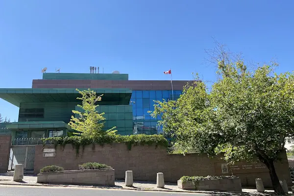 Kanada Büyükelçiliği