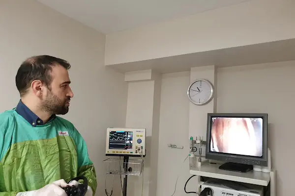 Op. Dr. Muzaffer Bora Okar - Genel Cerrahi Uzmanı