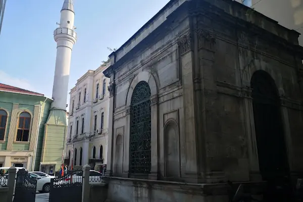 Mahmut Nedim Paşa Türbesi
