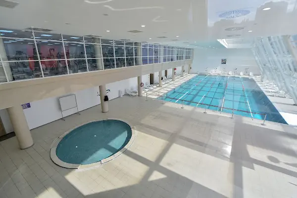 Kuzey Yıldızı Yüzme Havuzu ve Fitness
