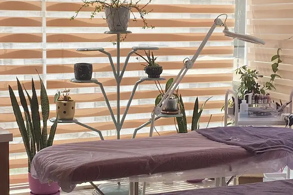Nira Sağlık Güzellik Estetik Salonu