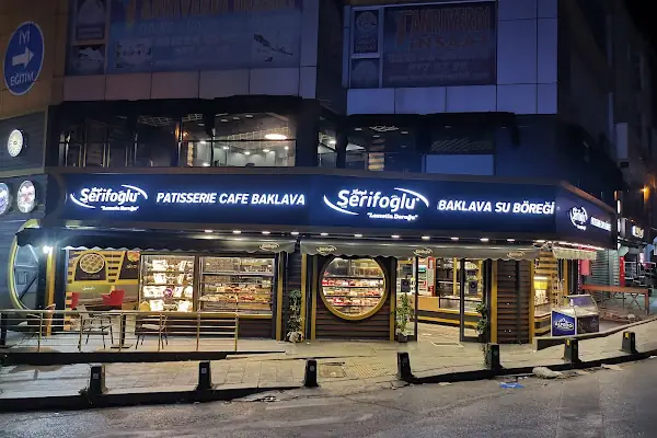 Antepli Şerifoğlu baklavaları Arnavutköy Şubesi