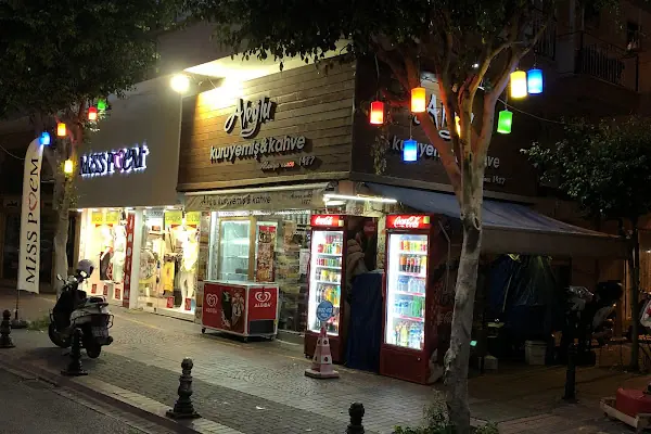 Alanya Nokta Çay &amp; Tost Evi