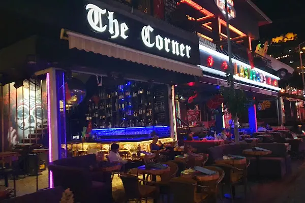 Küçük Adam (Cafe &amp; Pub)