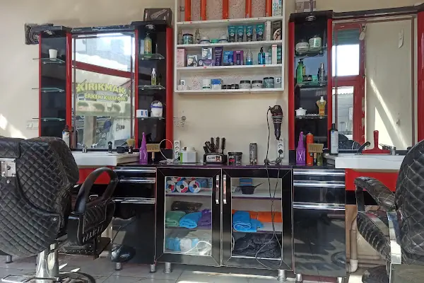 Kırık Makas Erkek Kuaförü