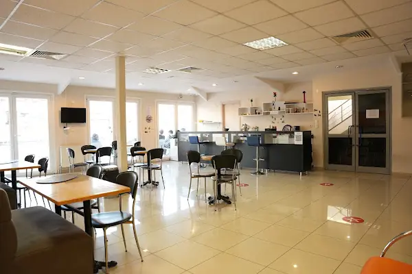 Just English Dil Okulları Maltepe
