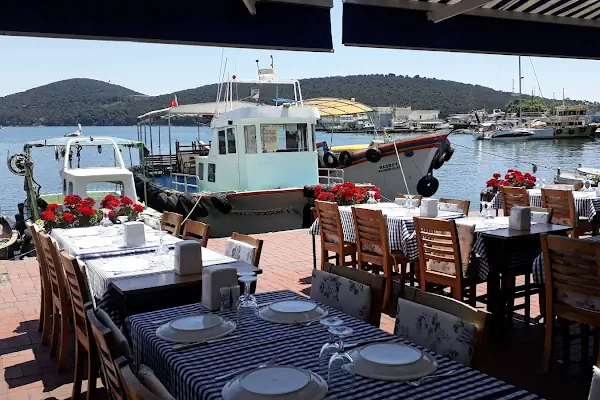 Burgazada Sahil Ayvalık Cunda Mutfağı