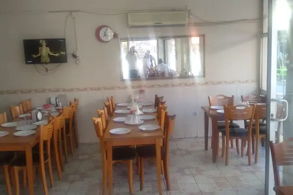 Küçük Han Lokantası