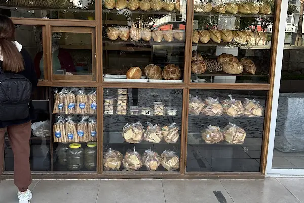 E. Sultan Ekmek Fırını