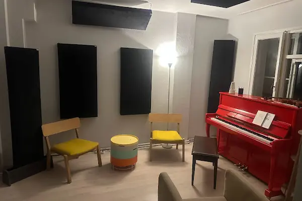 Müzik Sınıfı Sanat Merkezi