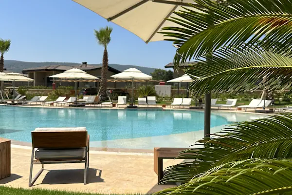 BlueMoon Hotel &amp; Resort