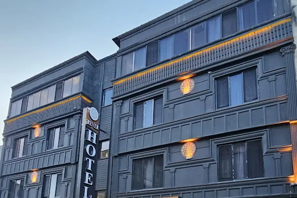 Rever HOTEL