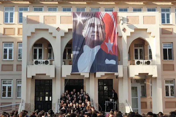 Mehmet Akif Ersoy Anadolu Lisesi