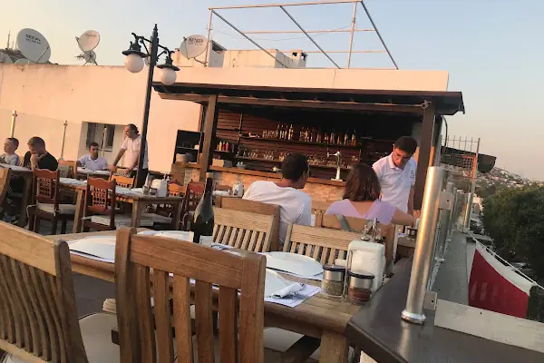 Zakka Cafe & Restaurant