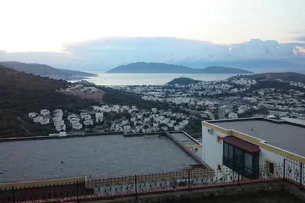 Ortaköy Sitesi