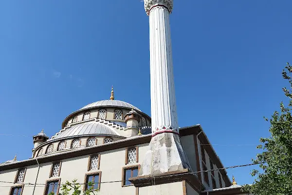 Taşoluk Akşemsettin Cami