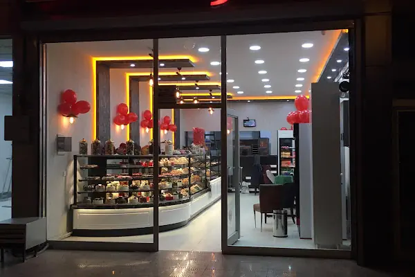 Tarçın Pastanesi