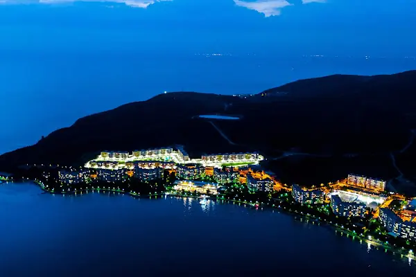 İhlas Armutlu Aqua Park Havuz