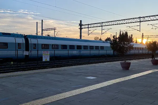 İzmit Hızlı Tren Garı