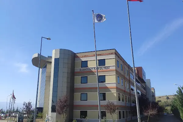 Kocaeli Üniversitesi İlahiyat Fakültesi