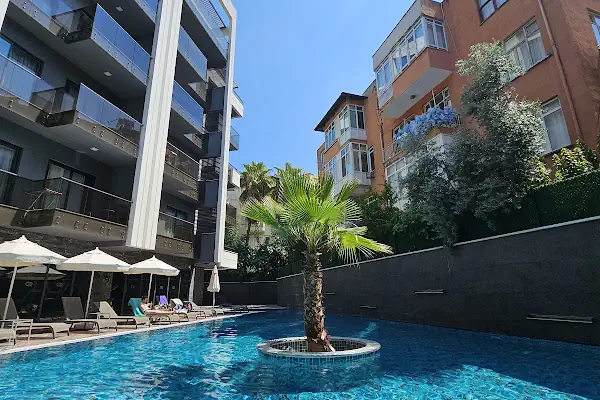 C-Lounge Cleopatra Residence,
