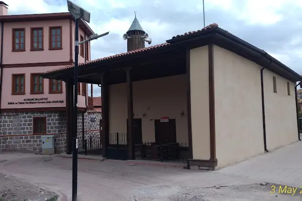 Hemhüm Cami