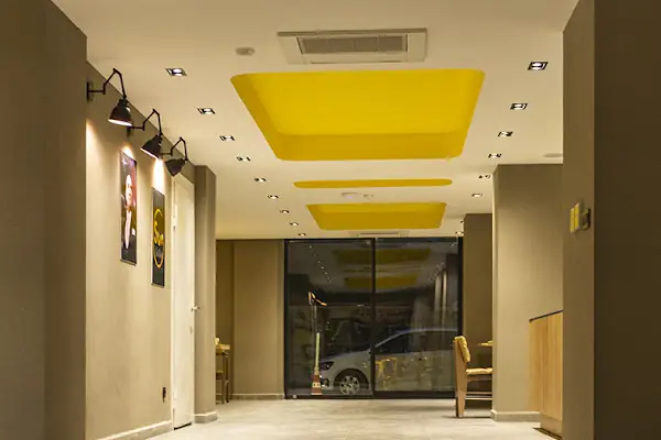 Sun Suit Hotel