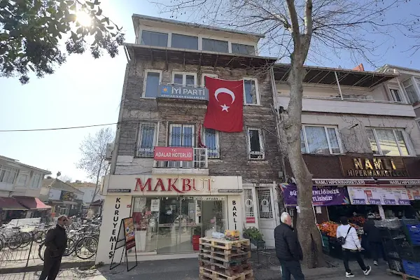Adalar Noterliği