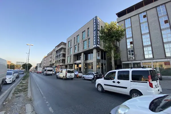 Grand Quars Hotel