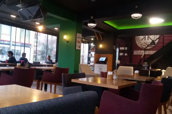 DoGoS Cafe Restaurant