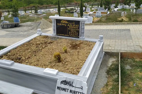 Tayakadın Yeni Mezarlık