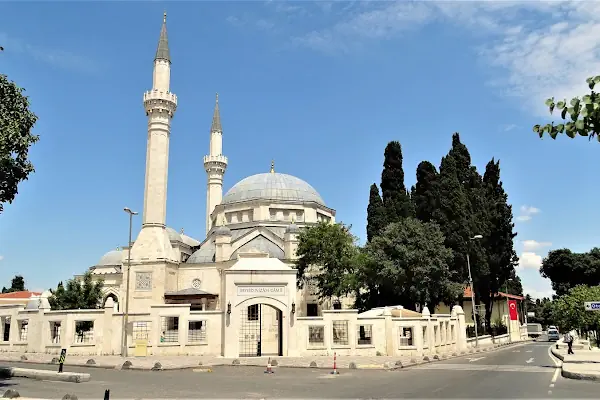 Seyyid Nizâm Câmii ve Türbesi