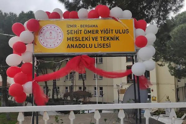 Şehit Ömer Yiğit Ulus Mesleki ve Teknik Anadolu Lisesi