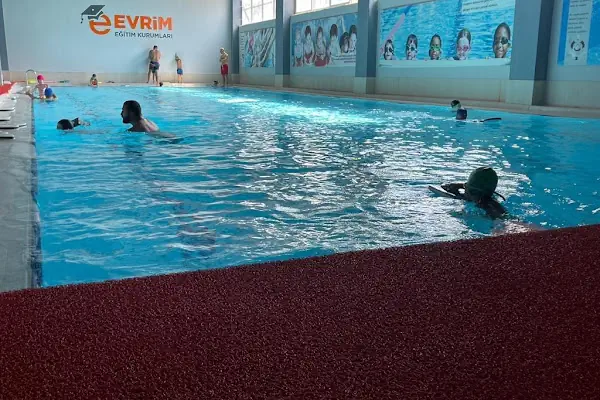 Diyarbakır Aqua Plus Yüzme Havuzu