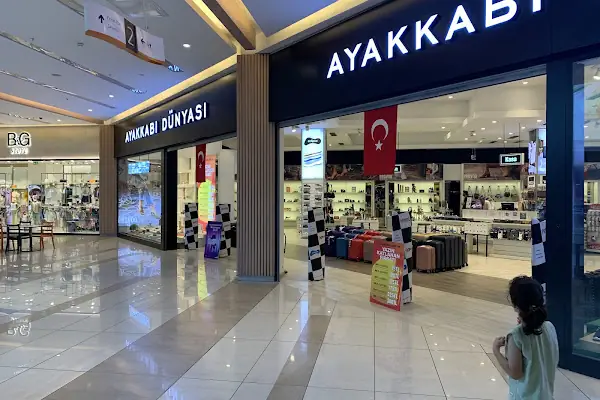 Ayakkabı Dünyası