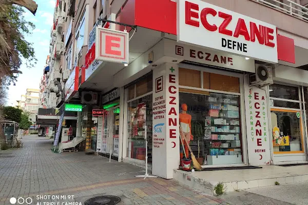 Defne Eczanesi