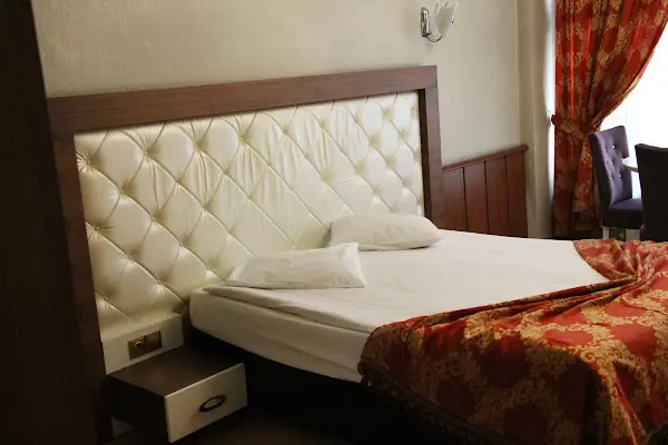 AKM OTEL