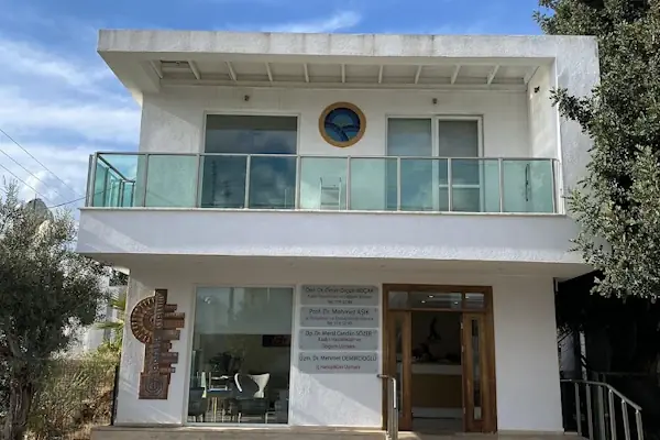 Op. Dr. Meral Candan Sözer