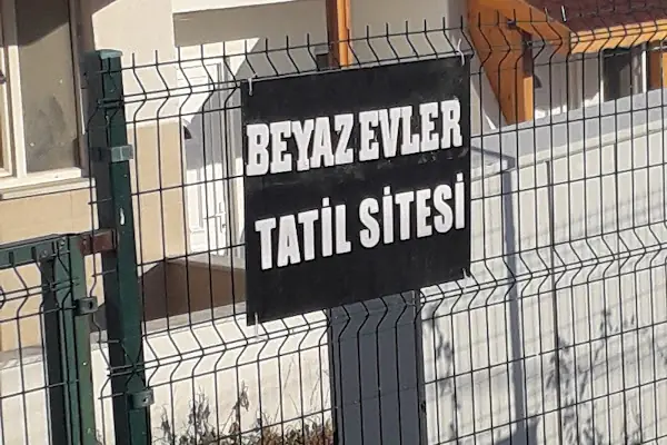Beyazevler Tatil Sitesi Bolayir saros