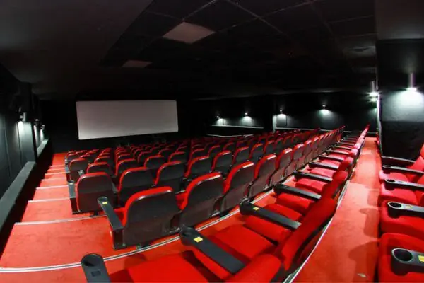 Cinepink Urfacity Avm