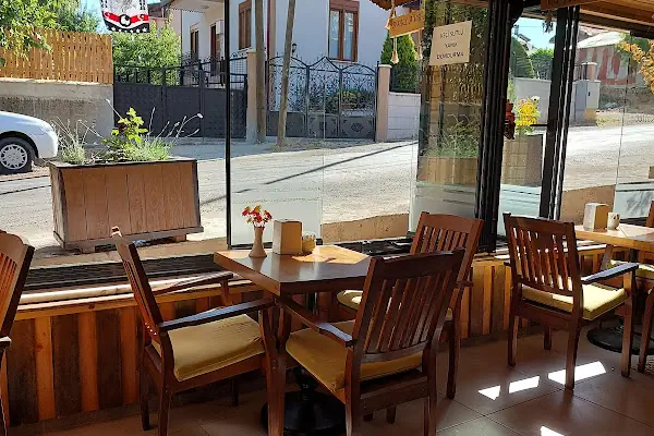 Düğmeli Cafe -Fast Food