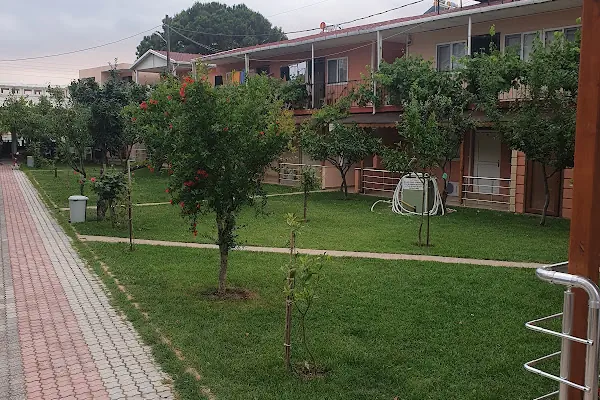 Serhat Motel