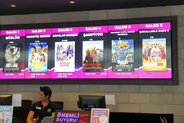 Paribu Cineverse Metromall
