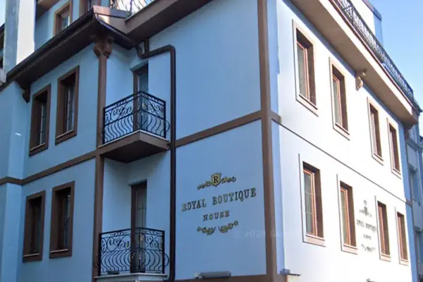 Royal Boutique House